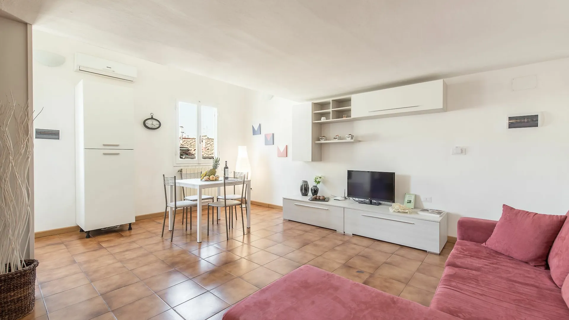 Appartamento San Frediano 17 Firenze 0*,  Italia